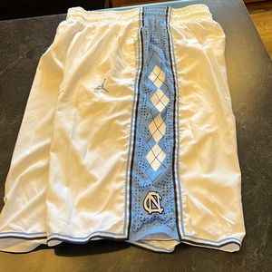 North Carolina Tarheels Home Replica Game Shorts - Size XL- Jordan Brand - Nike